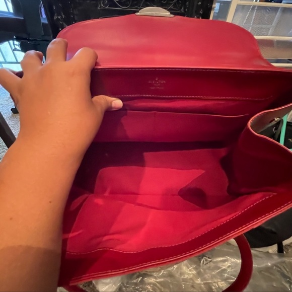 Lv Bagatelle Gm Epi Rubis handbag. - Picture 5 of 6